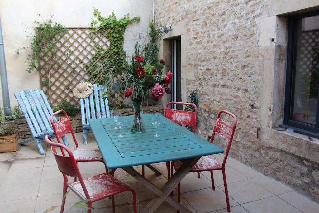 Gites De Climats De 3 A 6 Personnes Beaune  Exterior photo