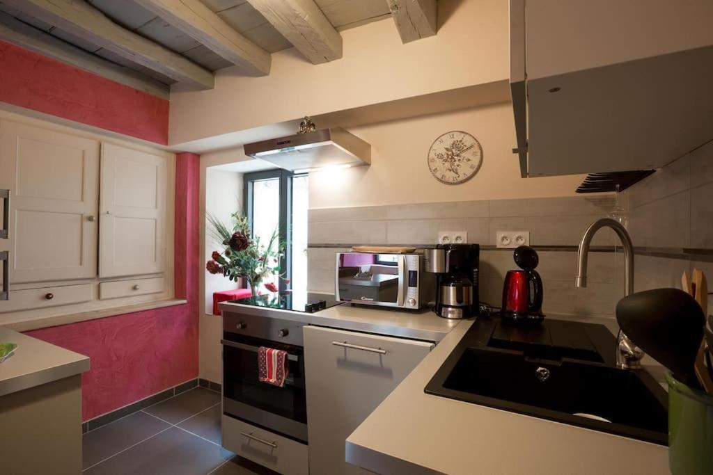 Gites De Climats De 3 A 6 Personnes Beaune  Exterior photo